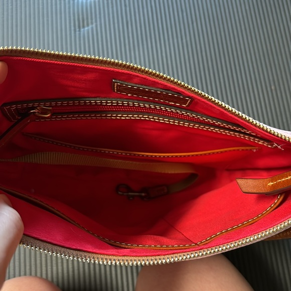 Dooney & Bourne bag - Picture 4 of 12